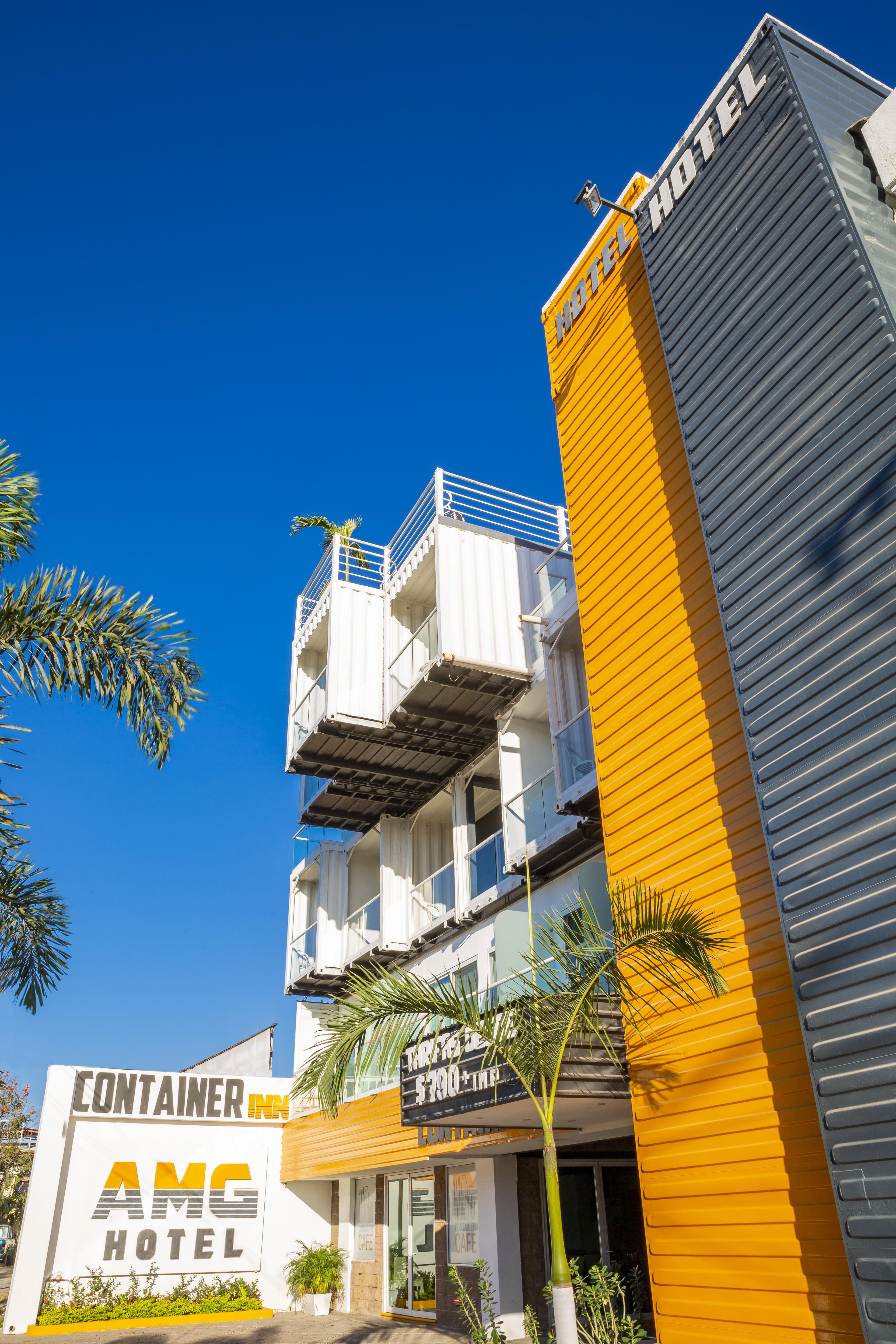 Container Inn Hotel Aeropuerto プエルトバラータ エクステリア 写真
