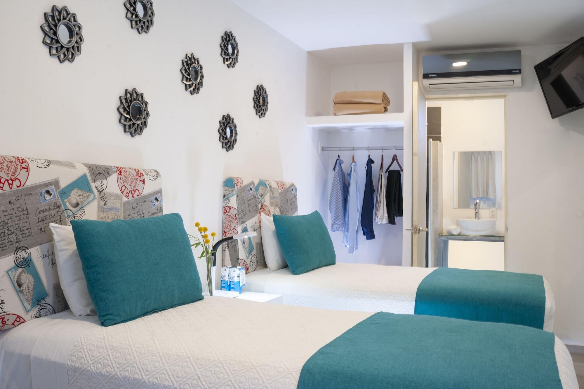 Container Inn Hotel Aeropuerto プエルトバラータ エクステリア 写真